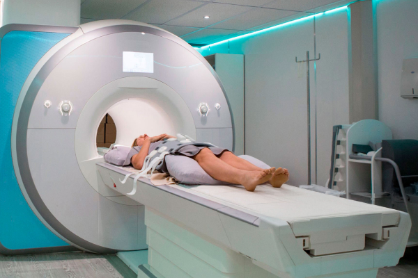 Resonancia magnética de columna vertebral completa en Badajoz