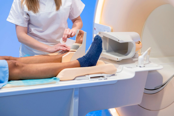 Resonancia magnética de pie en San Fernando