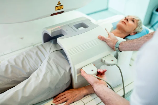 Resonancia magnética de abdomen