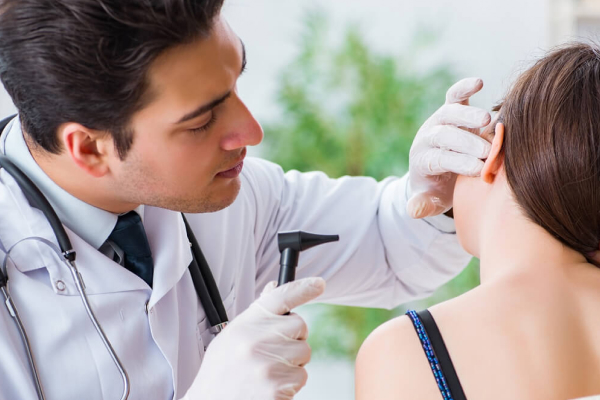 Lavado de Oído Unilateral